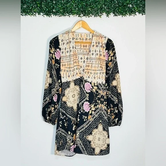 Free People Mini Boho Plunge Dress Size Xs Long Sleeve Descanso Floral