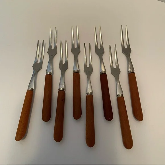 MCM Party/ HorsD’oeuvre Forks Set‎ Of 8 Stainless Steel With Cherry Handles
