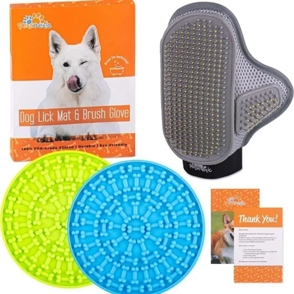 Brand New Petsnetic Dog Lick Mats w/ Suction Dog Brush Set Grooming Distraction