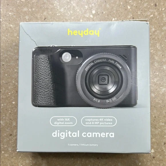 Heyday Black Digital Camera Retro Design Compact