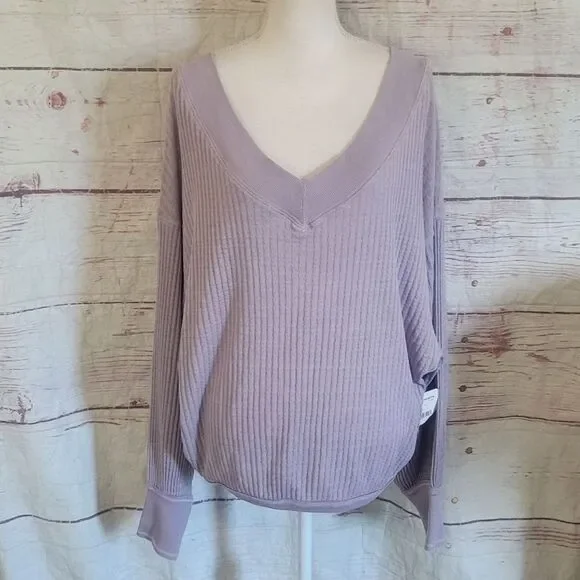 Free People Lilac V Neck Thermal Top Size Large NWT