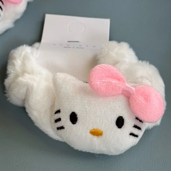 White and Pink Kids Plushie Hello Kitty Scrunchie