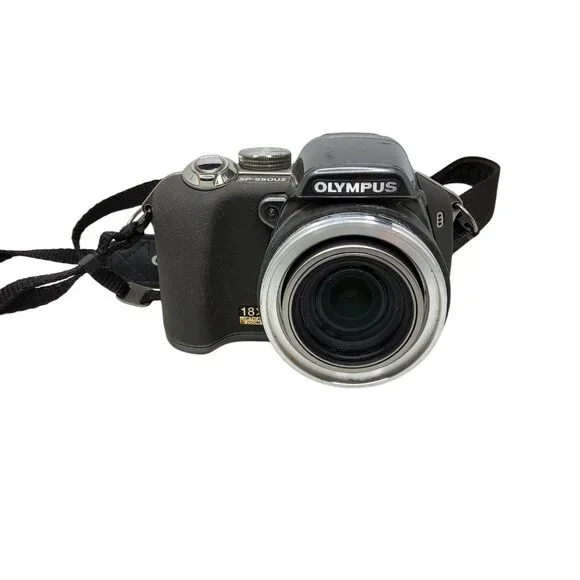 Vintage Olympus Model SP-550UZ Digital 18X Optical Zoom Camera
