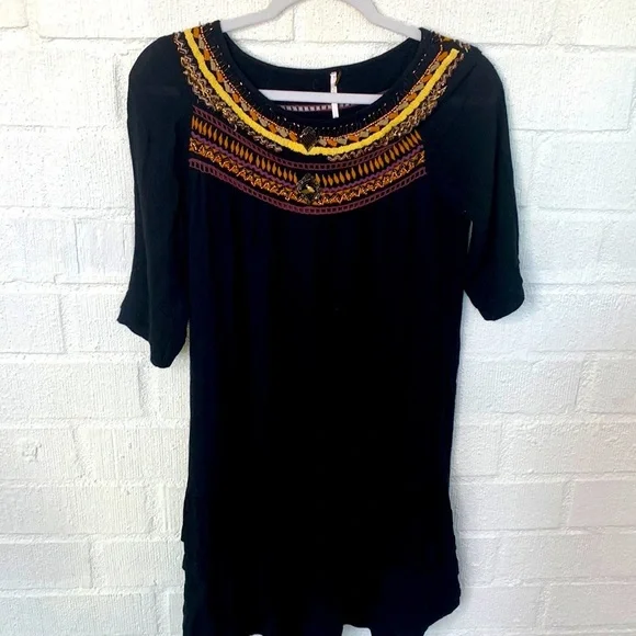 Free People Embroidered Beaded Black Tiered Ruffle Mini Dress sz XS