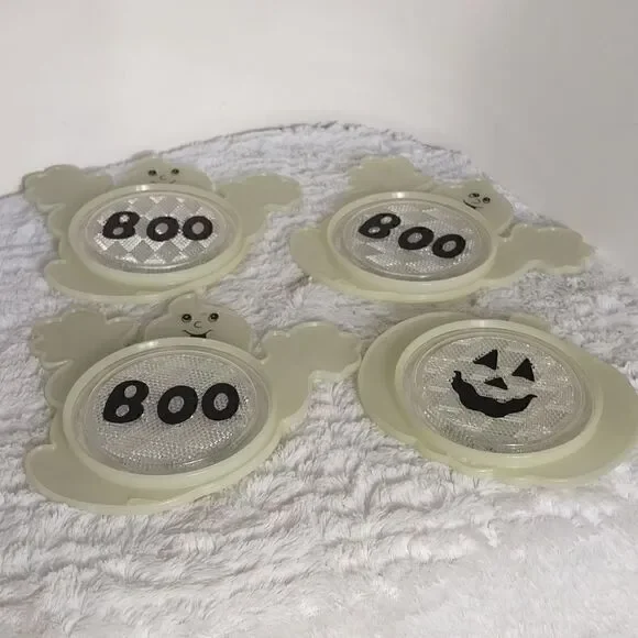 4 Glow in the Dark Reflective Halloween Hanging Decorations