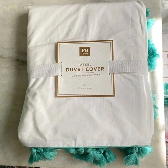 Pottery Barn Teen Green Tassel Duvet Cover Size Twin PB Teen NWTColege