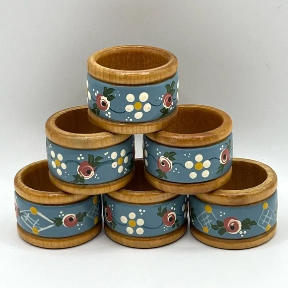 Set of 6 Wooden Napkin Holders