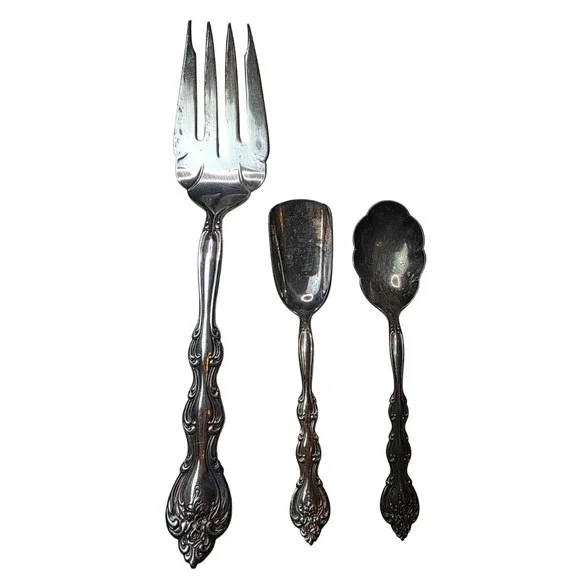 International Silverplate 3pc Serving Set Meat Fork‎ Sugar Shell Butter Knife A6