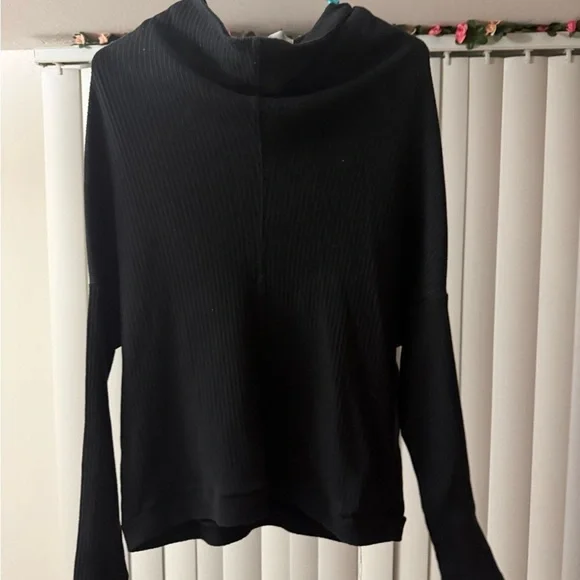 Free People Beach Black Ribbed Cowl Neck Long Sleeve Size Medium