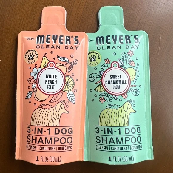 2x Meyer’s Clean Day 3-in-1 DOG Shampoo Minis White Peach & Sweet Chamomile