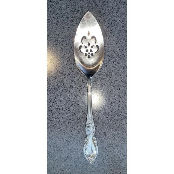 Oneida Community Stainless LOUISIANA Pierced Serving Spoon Ornate Vintage