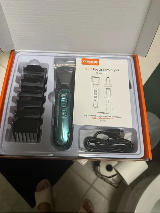 4-in-1 Pet Grooming Kit - NEVER USED