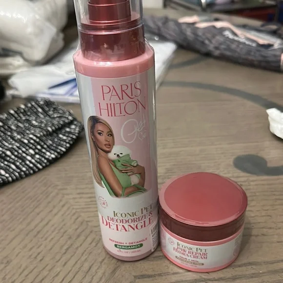 Paris Hilton Iconic Pet Deodorizing & Detangling Spray and Paw Repair Set - Pink
