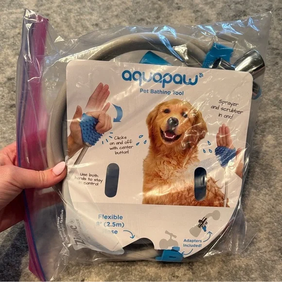 Aquapaw Pet Bathing Tool NWOT