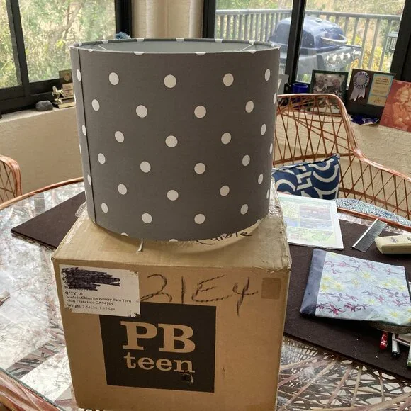 Pottery Barn LAMPSHADE Gray & White Drum 11