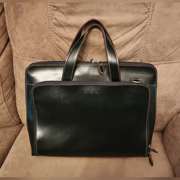 Samsonite Black Professional Briefcase with Durable Design