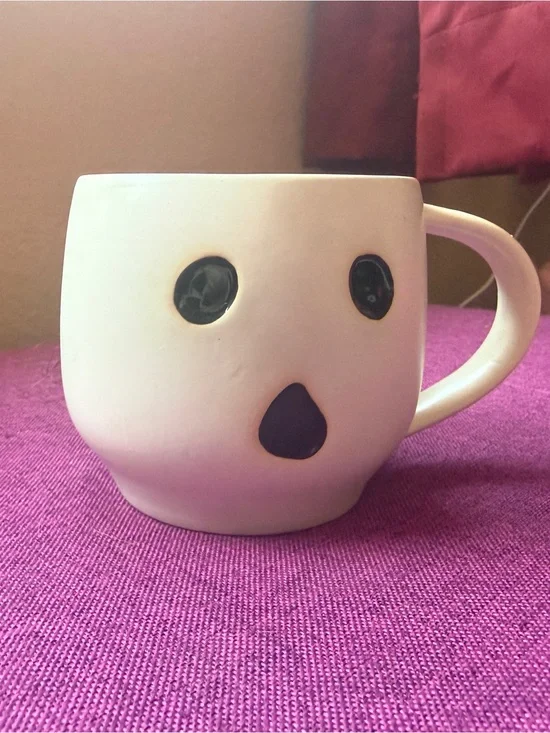 Pottery Barn ghost mug