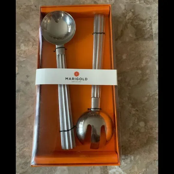 NIB Marigold Artisans Fluted Silver Serving Set 2 Piece Salad Set 11”x3”