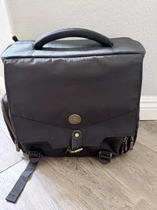 Enhanced DnD bag. Dungeons and Dragons carring case in black.