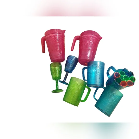 Colorful Tiki Drinkware Set