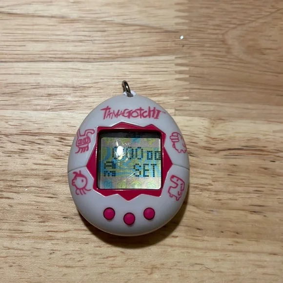 2017 Bandaii tamagotchi