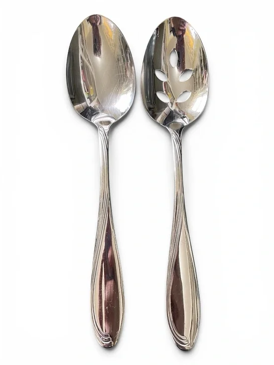 Oneida Cambra serving set, one slotted and one solid