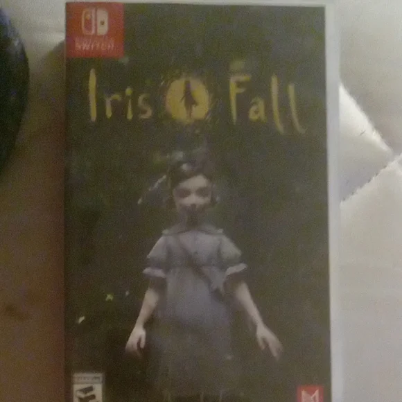Nintendo Iris Fall Game - Black and Yellow Cover