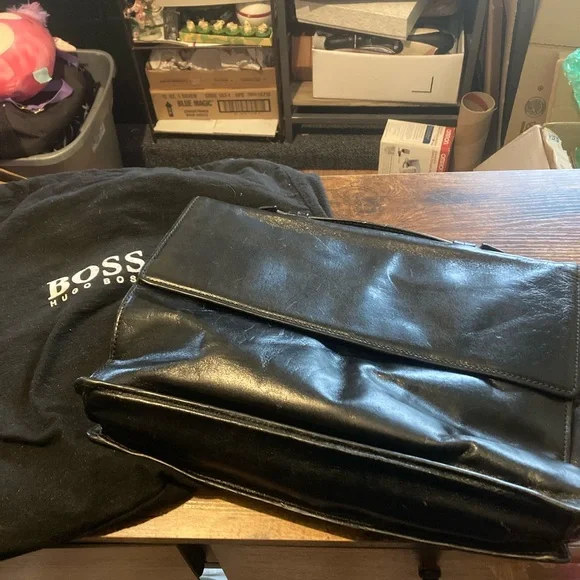 Hugo Boss Black Leather briefcase/laptop bag