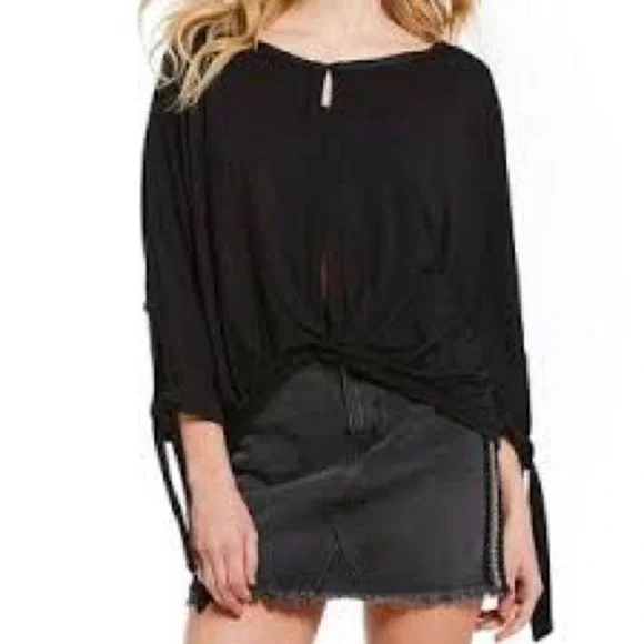 Free People Black Keepin' On Twist‎ Top 3/4 Sleeve Women's Medium