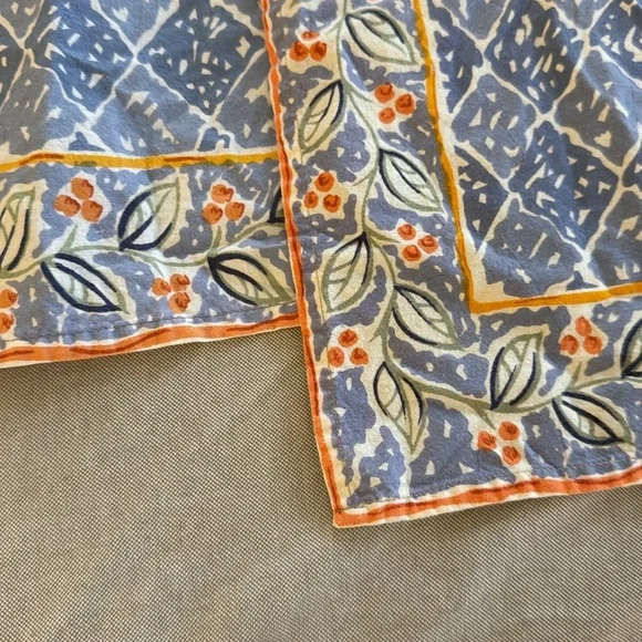 Set of two Pottery Barn cotton napkins
