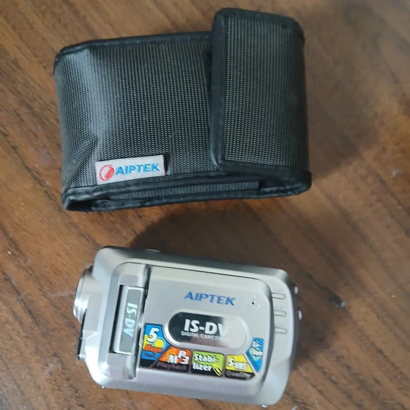 Aiptek IS-DV digital camcorder W/O Card/Cord
