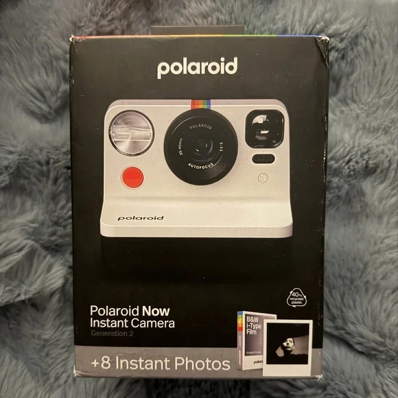 Polaroid Go Generation 2 - Instant Film Camera Budle- White