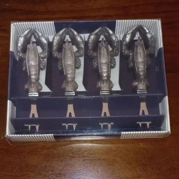 Boston Warehouse Dellarobbia Lobster Shaped Corn Pick Set