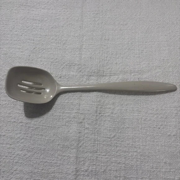 Vintage Beige Melamine Slotted Serving Spoon Made In Tawain Retro‎ EUC