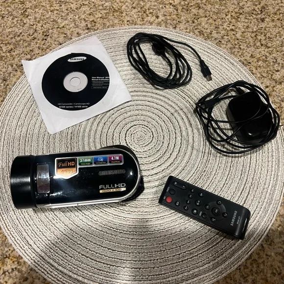 Samsung HMX-H105 Series High Definition Full 1080 HD Digital Camcorder