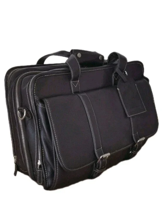 Levenger Luxury Pebbled Leather Expandable Briefcase.