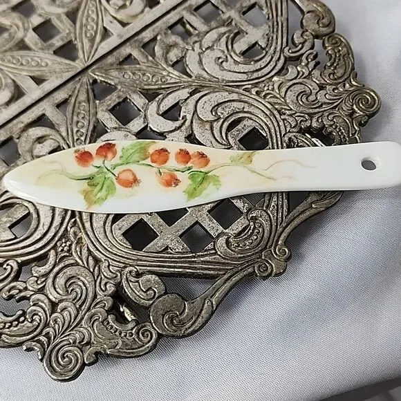 Handpainted Pomegranates Porcelain Preserve Spreader
