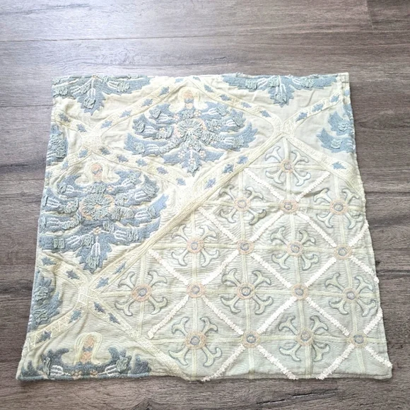 Pottery Barn Pillow Sham Cottage Cabin Farmhouse Embroidered Chenille