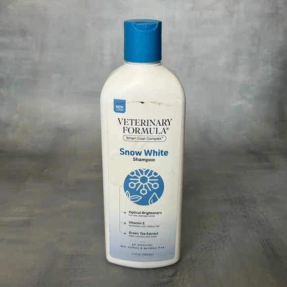 Veterinary Formula Snow White Shampoo for white fur