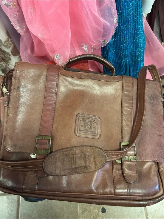Geoffrey Beene Brown Leather Briefcase Messenger Bag