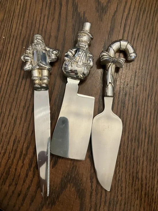 Wallace Stainless Silver Plated Holiday Cheese Set