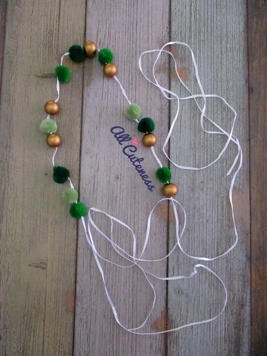 (NWOT) Garland Decoration