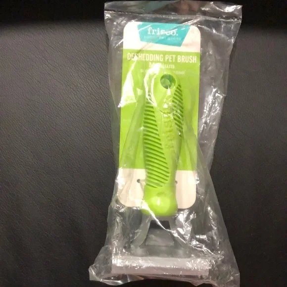 Frisco Deshedding Dog & Cat Brush
