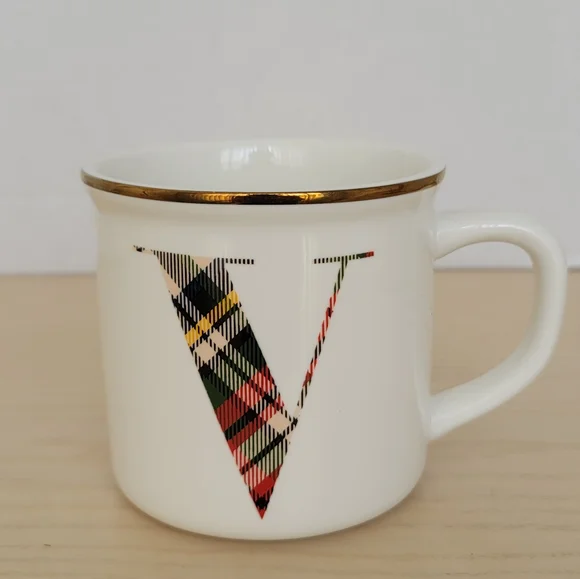 Pottery Barn Plaid Monogram Alphabet Initial Mug Stoneware Gold Rim V
