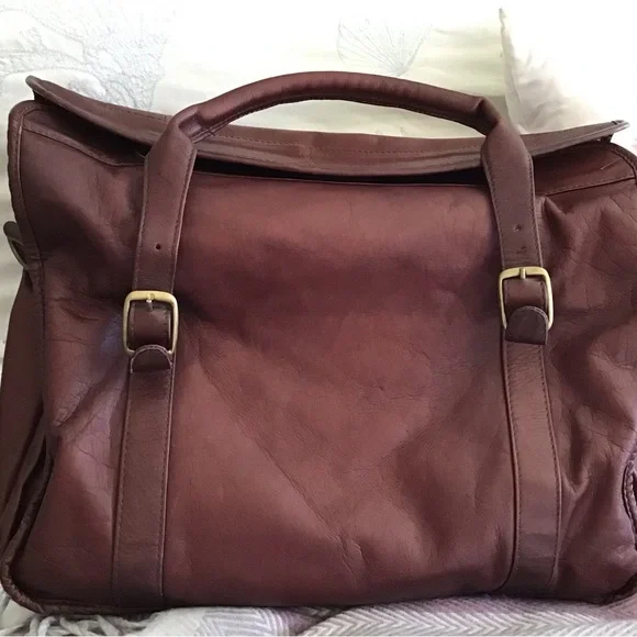 Elegant Brown Leather Bag