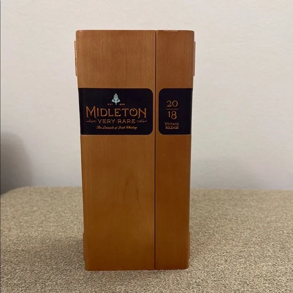 Midleton Whiskey Wooden Box 2018