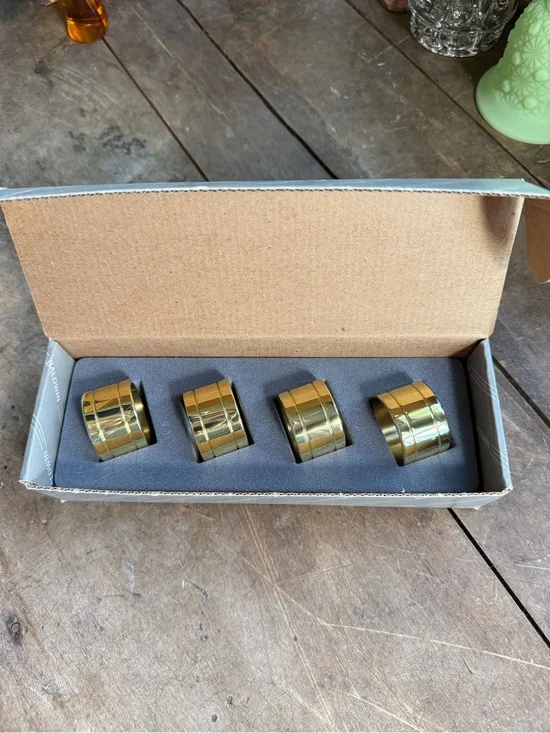 VTG BALDWIN BRASS DEVON NAPKIN RINGS SET OF 4 ORIGINAL BOX GORGEOUS