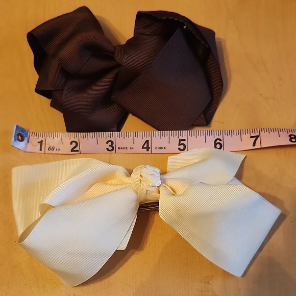 Elegant Brown and Cream Hair Bows