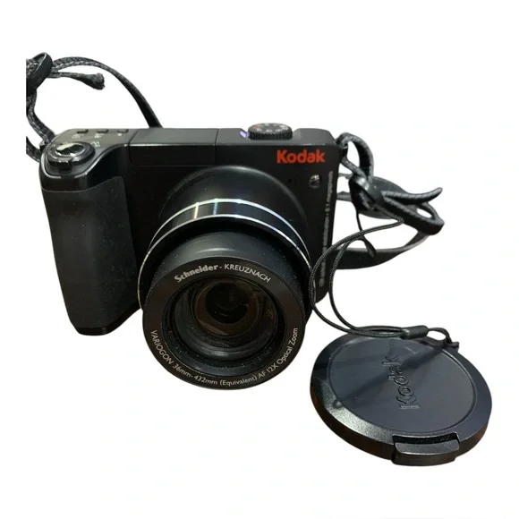 Kodak Easy share z8612is 8.1 megapixels digital camera