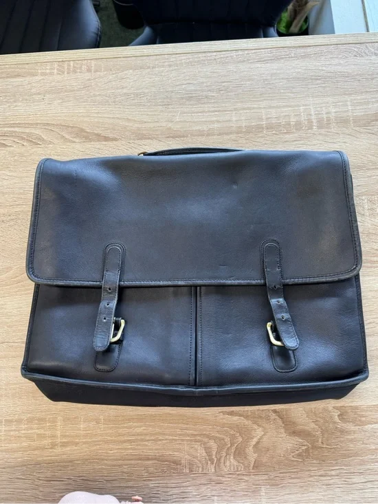 VINTAGE COACH BLACK LEATHER BUCKLE CLOSURE BRIEFCASE